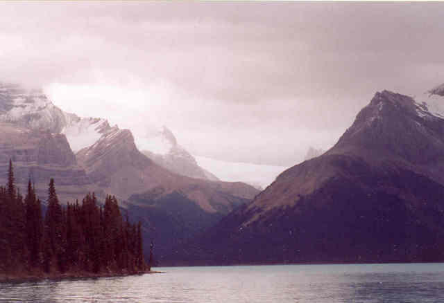 Lake Maligne