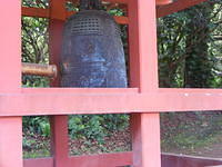 Great Bell - Valley of the Temples - Oahu